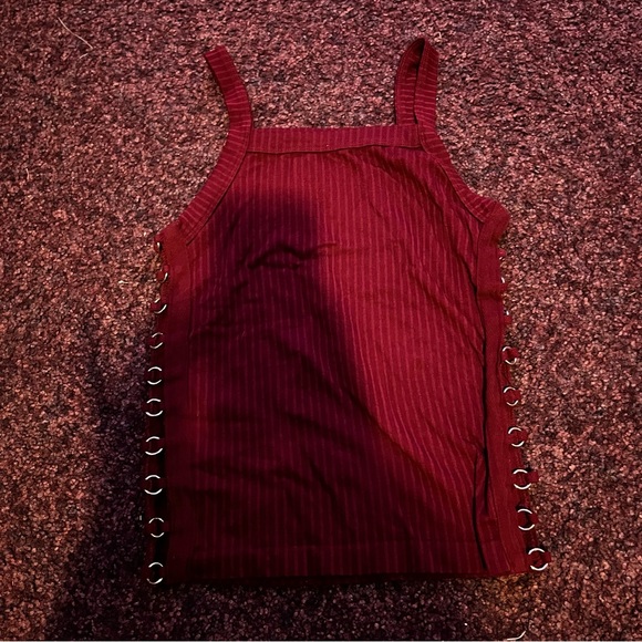 Women’s top - Picture 1 of 3